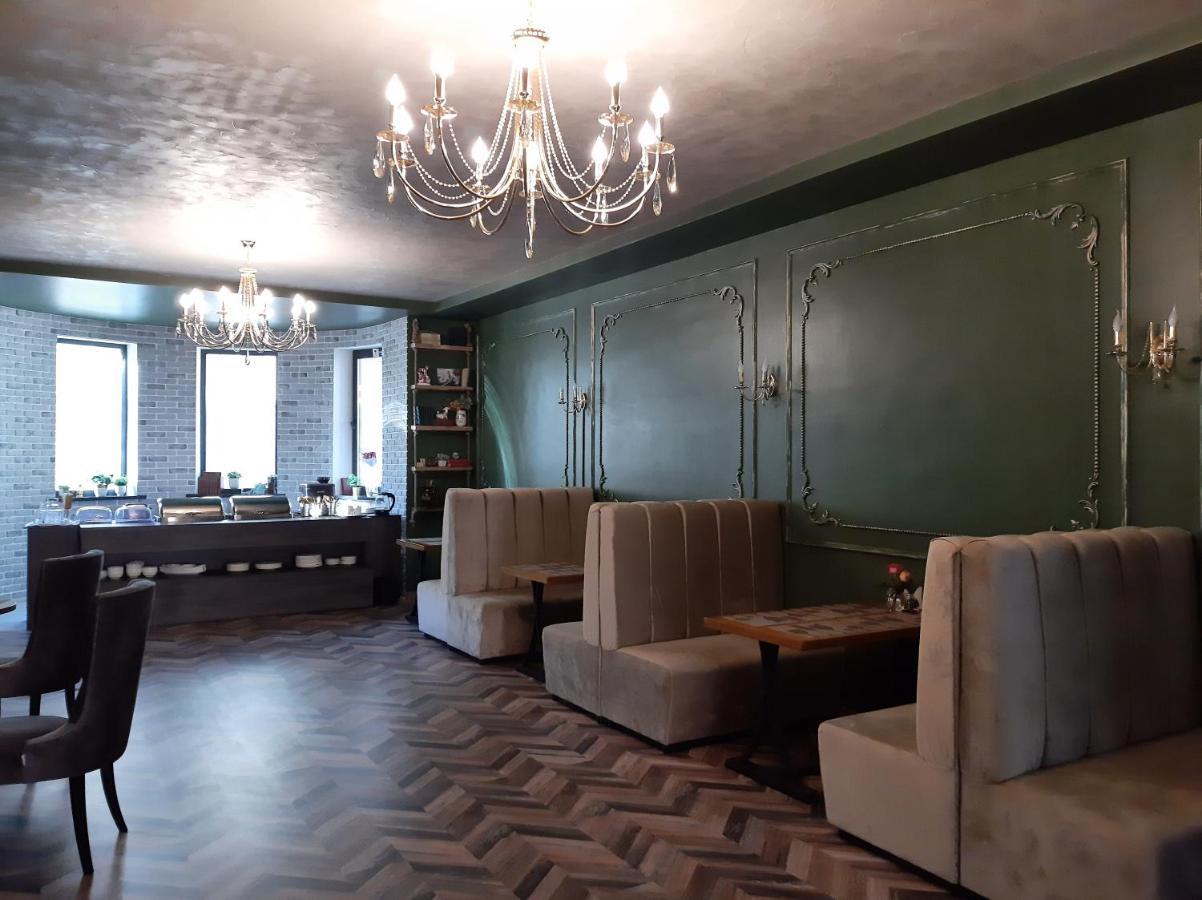 Sb River Hotels Atyraū エクステリア 写真